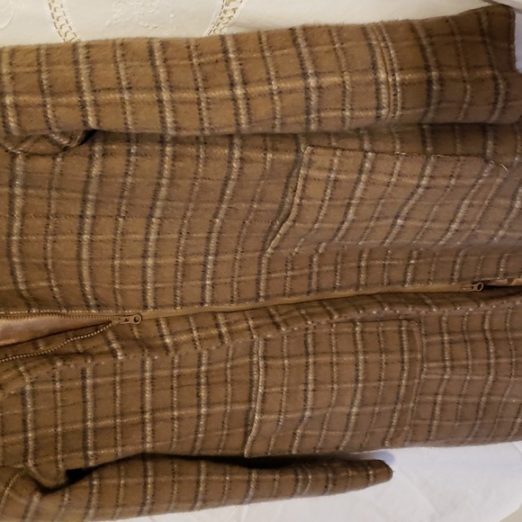 Old Navy, Size L, Funnel neck Winter Coat - Picture 14 of 16